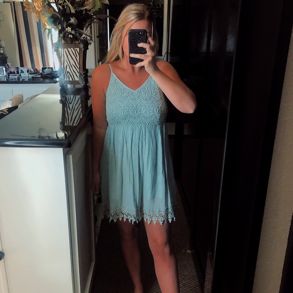 Dresses & Skirts - Lace gray dress